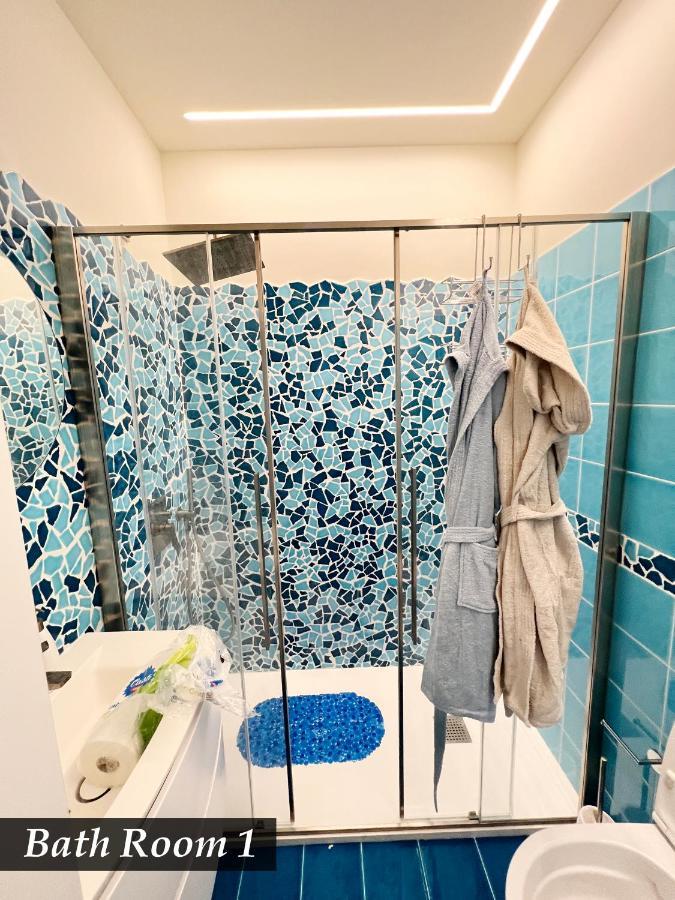 Nautilus Vista Mare Mozzafiato A 180 Gradi- Posto Auto Privato - 2 Camere Matrimoniali Piu 1 Divano Letto Singolo-Sky,Netflix-Wifi 200Mg Rapallo Eksteriør billede