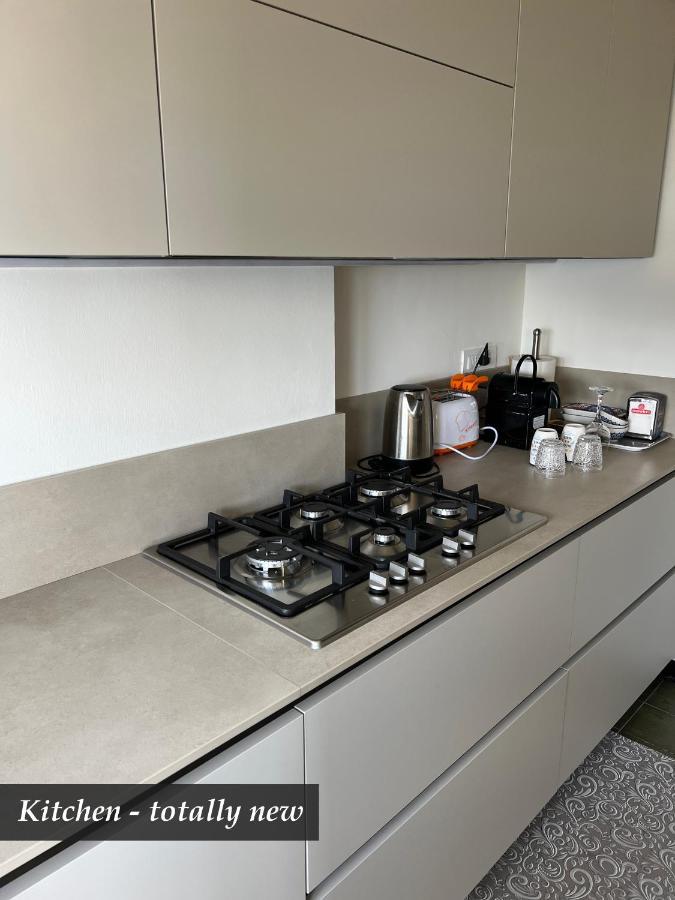 Nautilus Vista Mare Mozzafiato A 180 Gradi- Posto Auto Privato - 2 Camere Matrimoniali Piu 1 Divano Letto Singolo-Sky,Netflix-Wifi 200Mg Rapallo Eksteriør billede